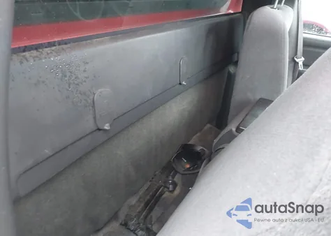 2006 Chevrolet Silverado 1500 Work Truck z USA, uszkodzony, nr VIN 3GCEC14X96G148405